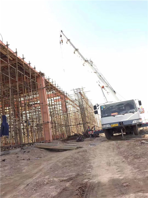 岳阳楼区吊车作业的安全注意事项有哪些？